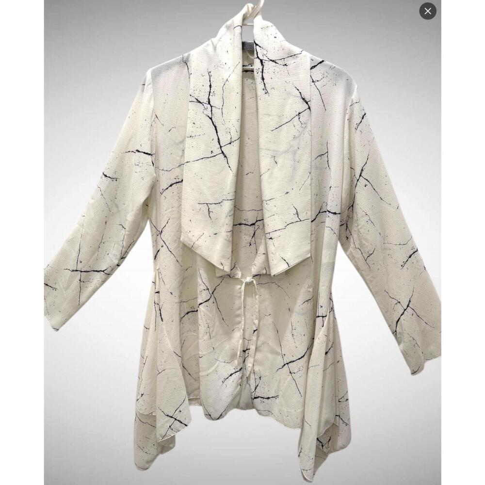 NEW HEYDARI women's crackle design jacket in white/black speckle